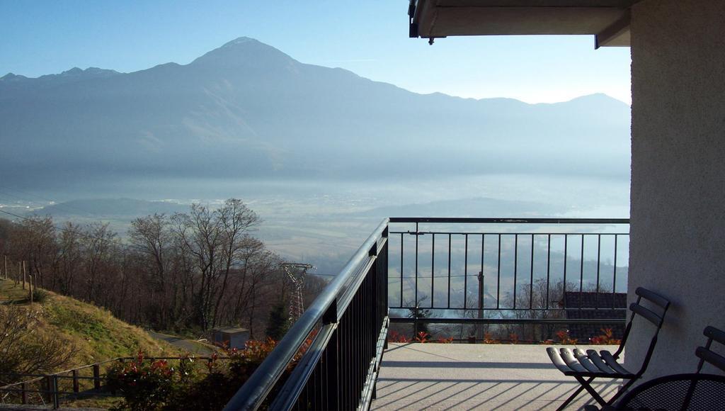 Appartamento Casa delle Camelie Sorico Esterno foto