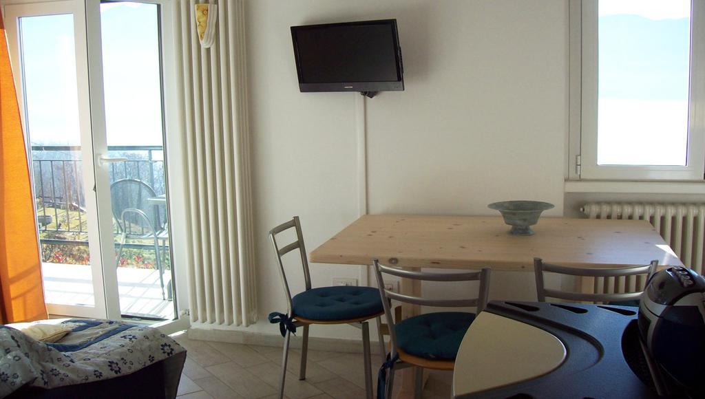 Appartamento Casa delle Camelie Sorico Esterno foto