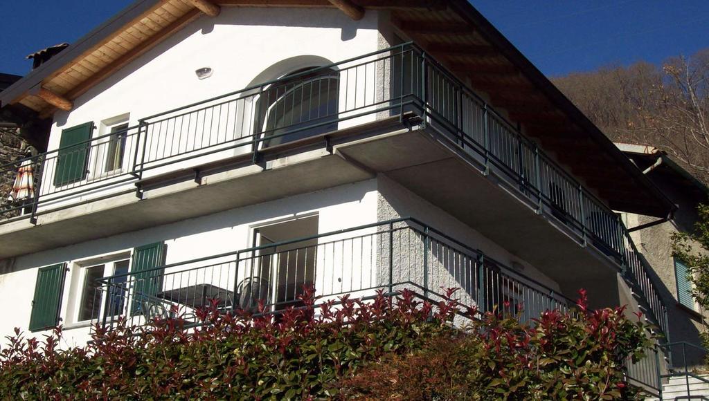 Appartamento Casa delle Camelie Sorico Esterno foto