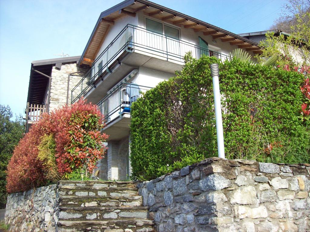 Appartamento Casa delle Camelie Sorico Esterno foto